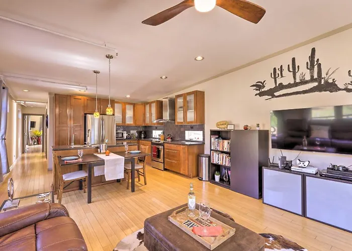 Holiday home Hot Tub & Fire Pit: Pet-friendly