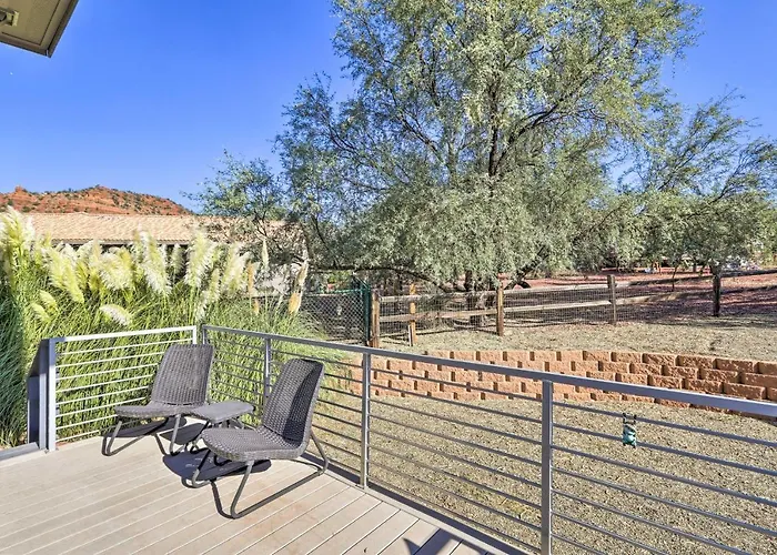 Holiday home Hot Tub & Fire Pit: Pet-friendly
