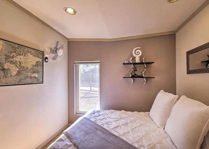 Hot Tub & Fire Pit: Pet-friendly Holiday home